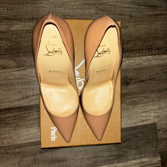 Christian Louboutin Decollete 554 100 Patent